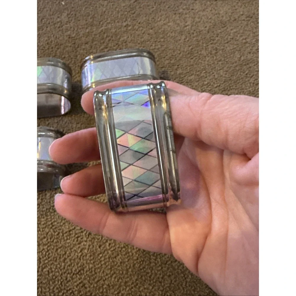 Lot 4 Regal Quality SIlver Tone Hong Kong Napkin Rings Iridescent Diamond (TD)